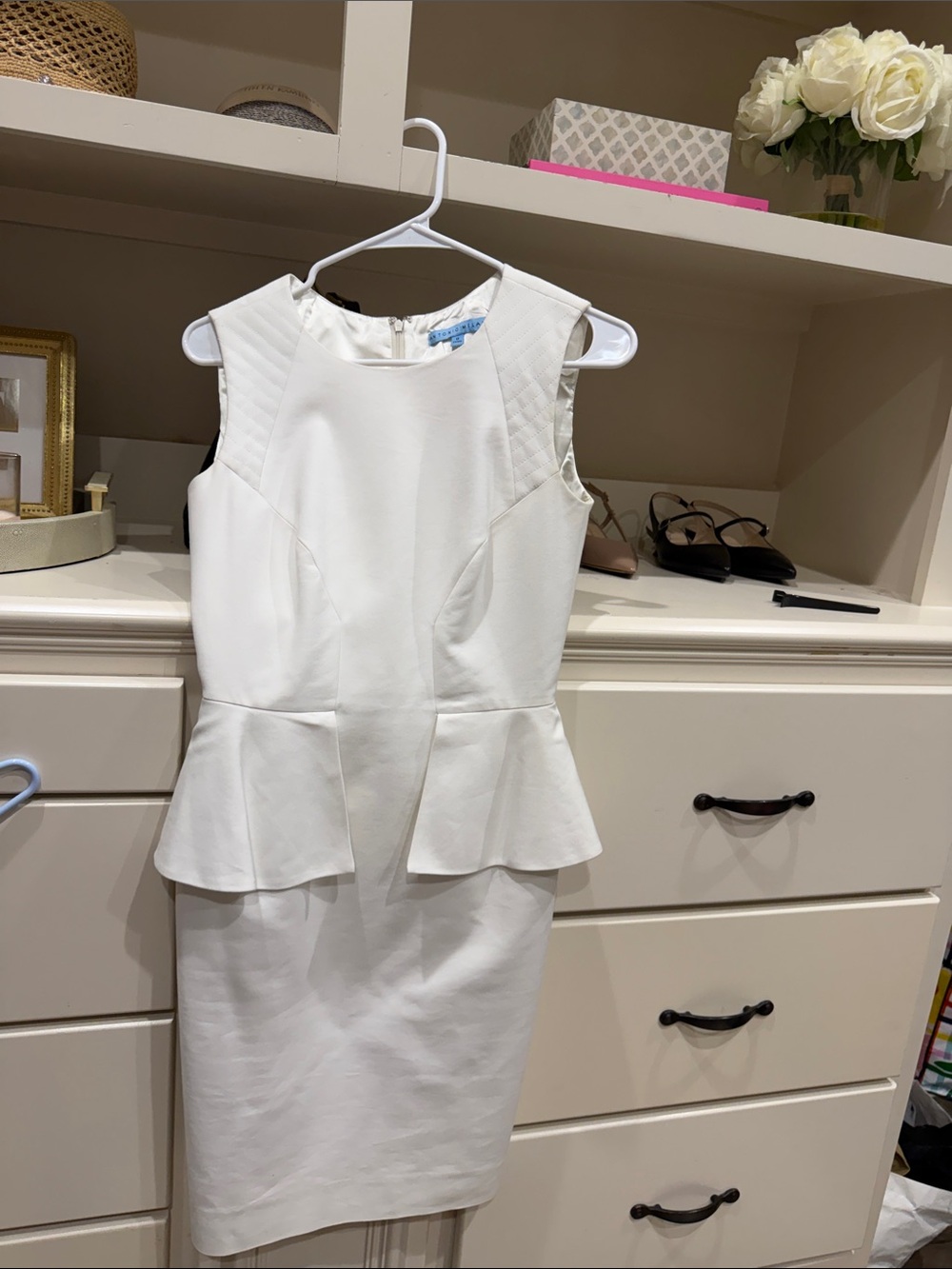 ANTONIO MELANI White Sleeveless Peplum Sheath Dress